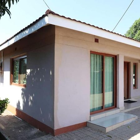 Amariah Guest House Kasane Kültér fotó