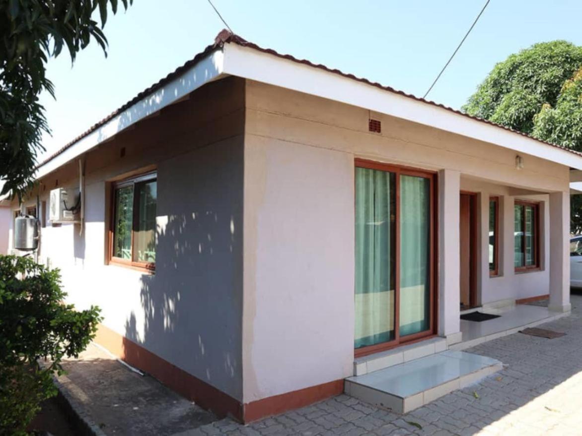 Amariah Guest House Kasane Kültér fotó