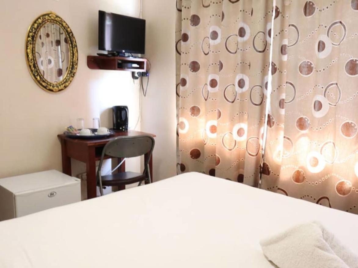 Amariah Guest House Kasane Szoba fotó